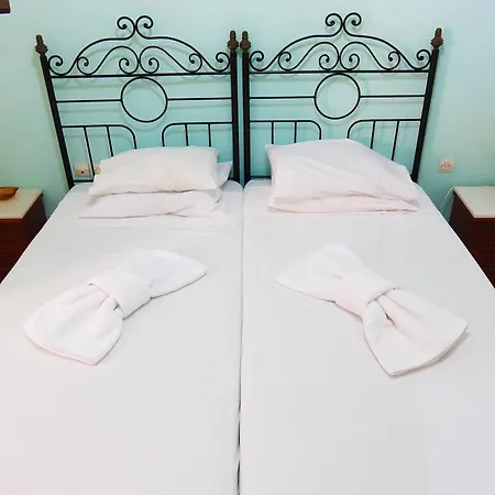 Avlitis * Ermoúpoli