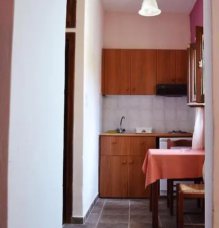 Avlitis Apartment